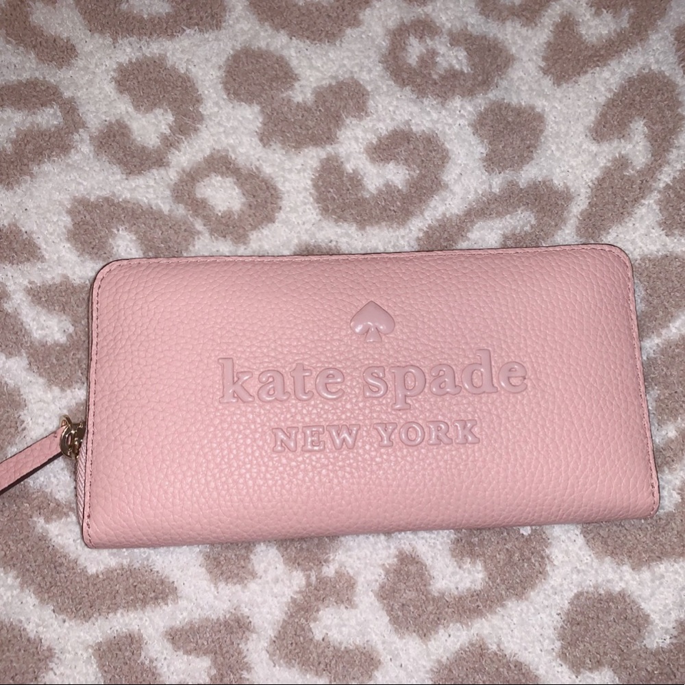 NWT Kate Spade Wallet 💗